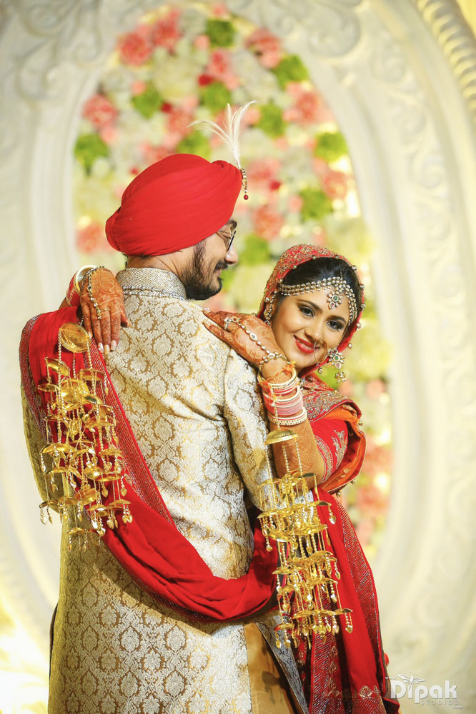 Indian Wedding Couple Photography Couples Of Dipak Studios Couples Photography