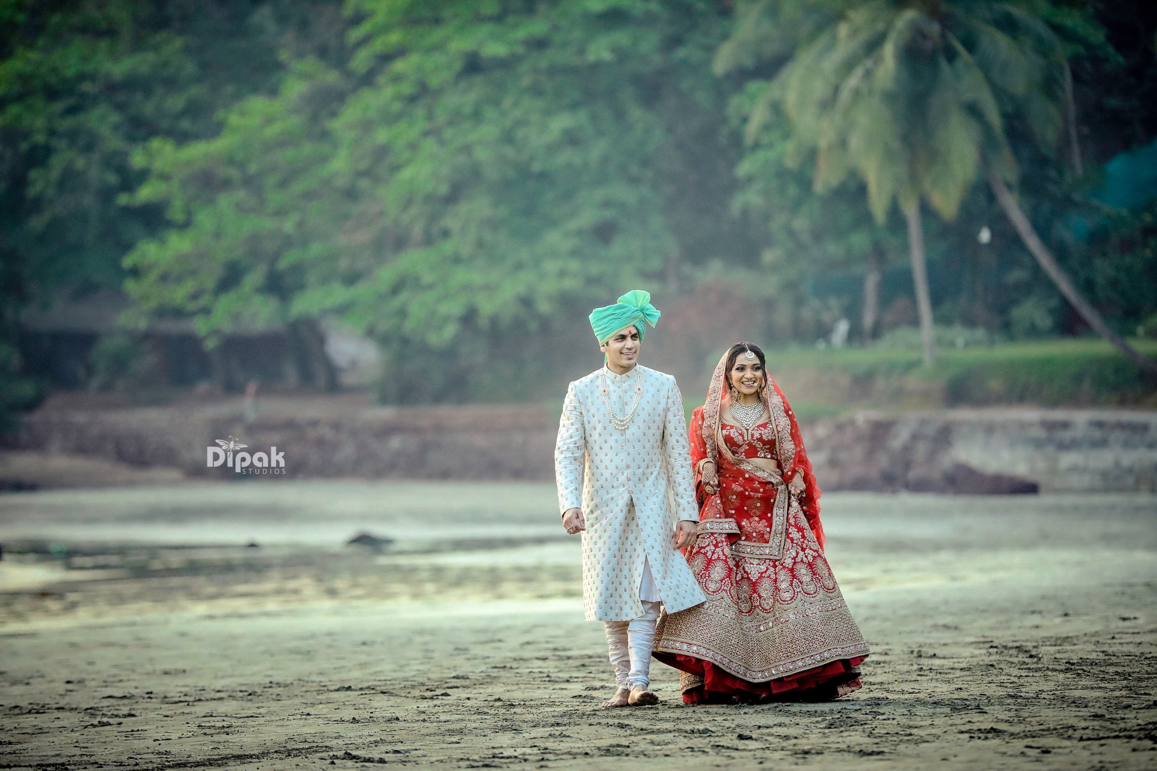Love story of indian couple posed outdoor Stock Photo - Alamy